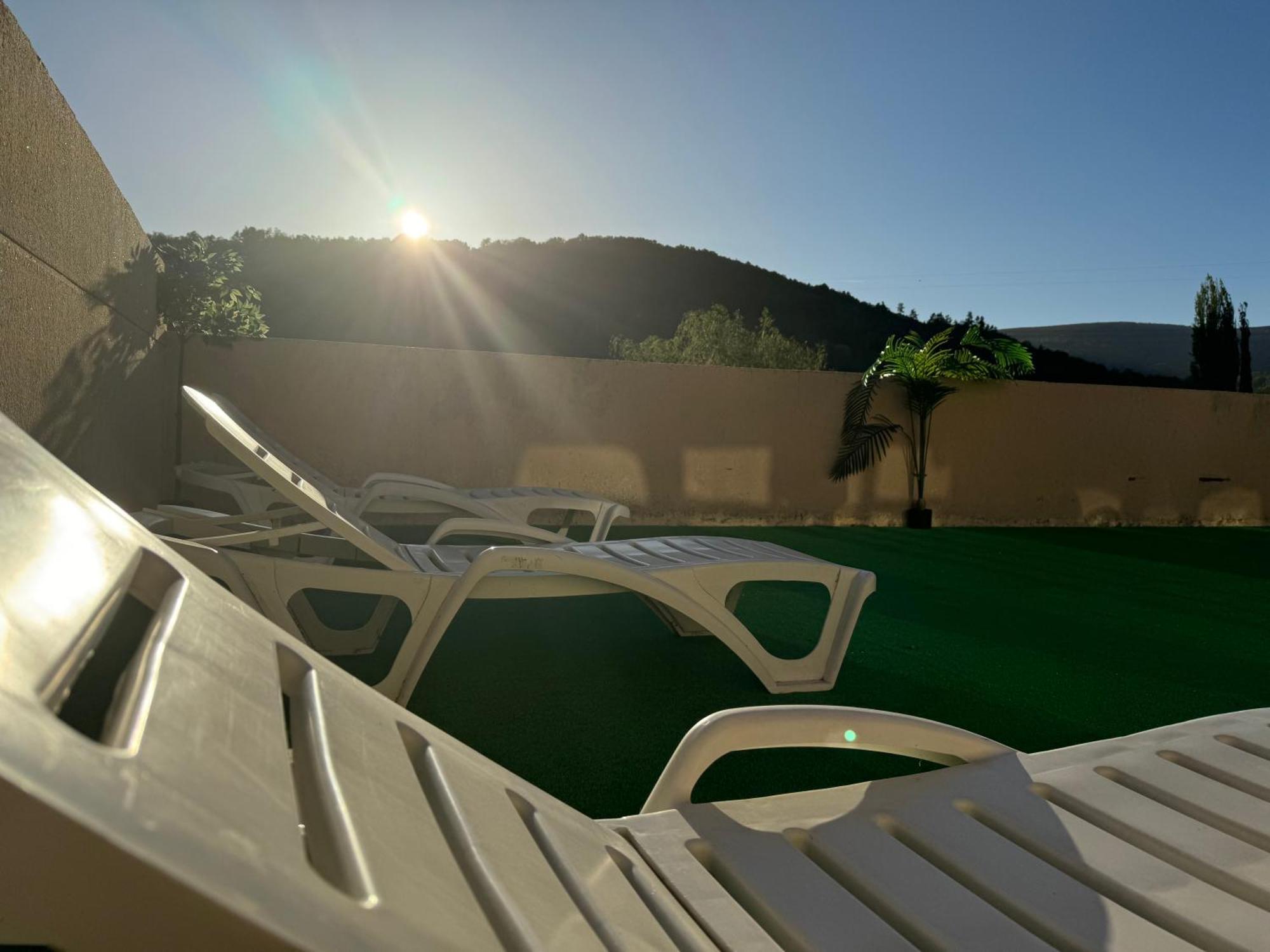 Triacastela Sunset Terrace公寓 外观 照片