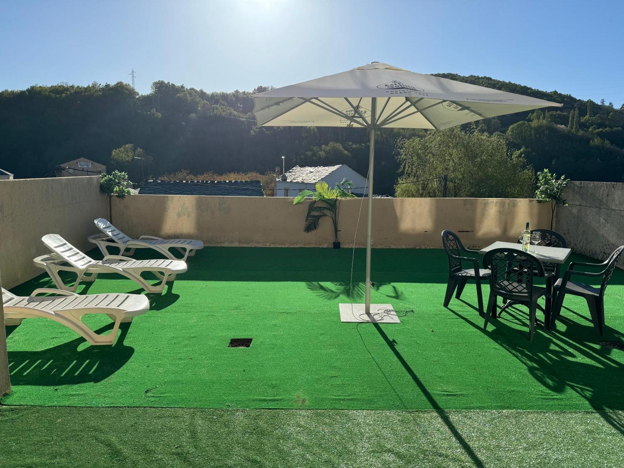 Triacastela Sunset Terrace公寓 外观 照片
