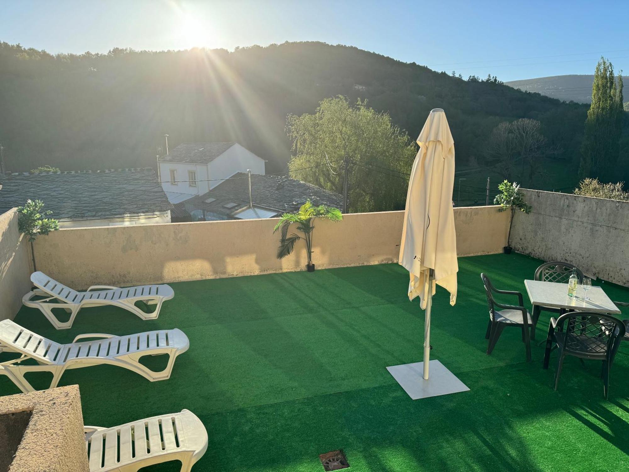 Triacastela Sunset Terrace公寓 外观 照片